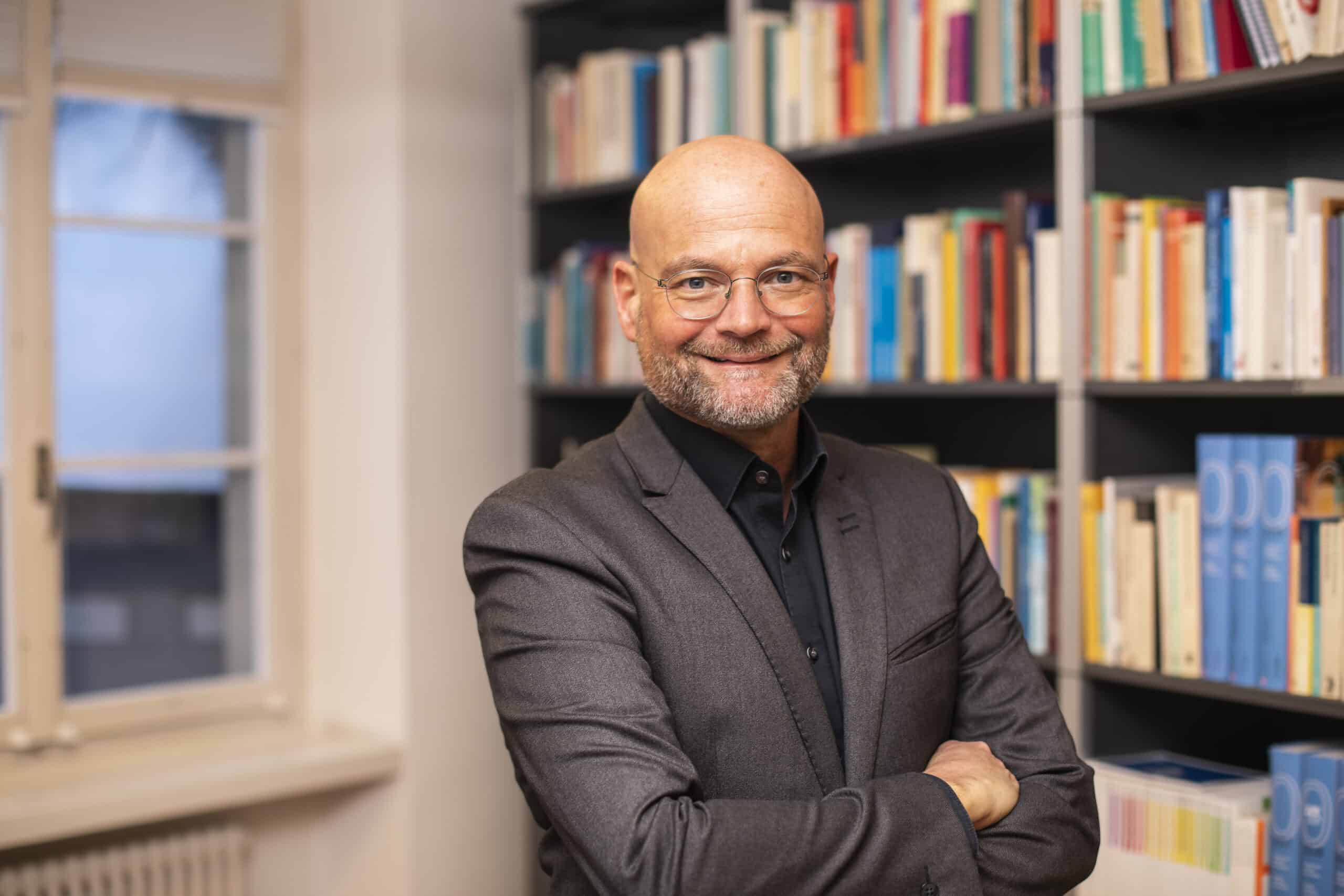Dr. Arnd Bünker